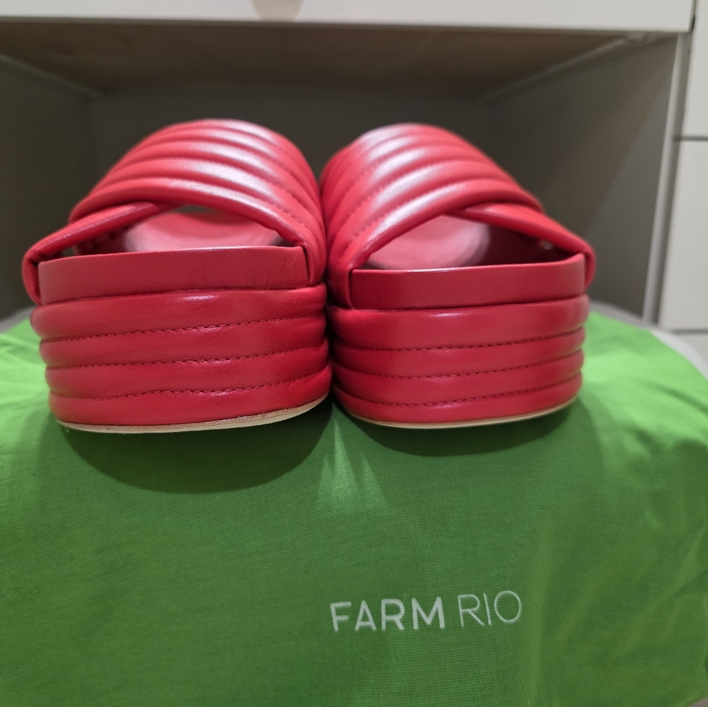 Red Puff Platform Sandal - Picture 9 of 10